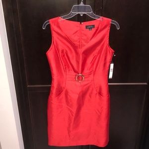 NWT Tahari red dress w pockets! Sexy professional